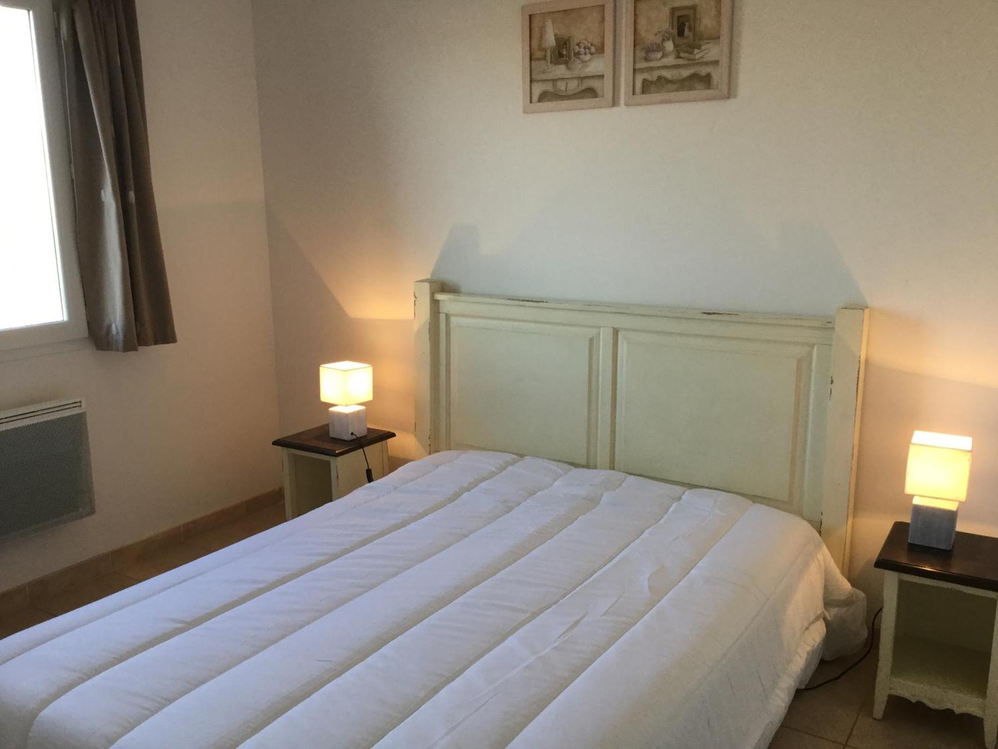 Charming Rental With Shared-Pool In The Alpilles. Mouries Eksteriør billede
